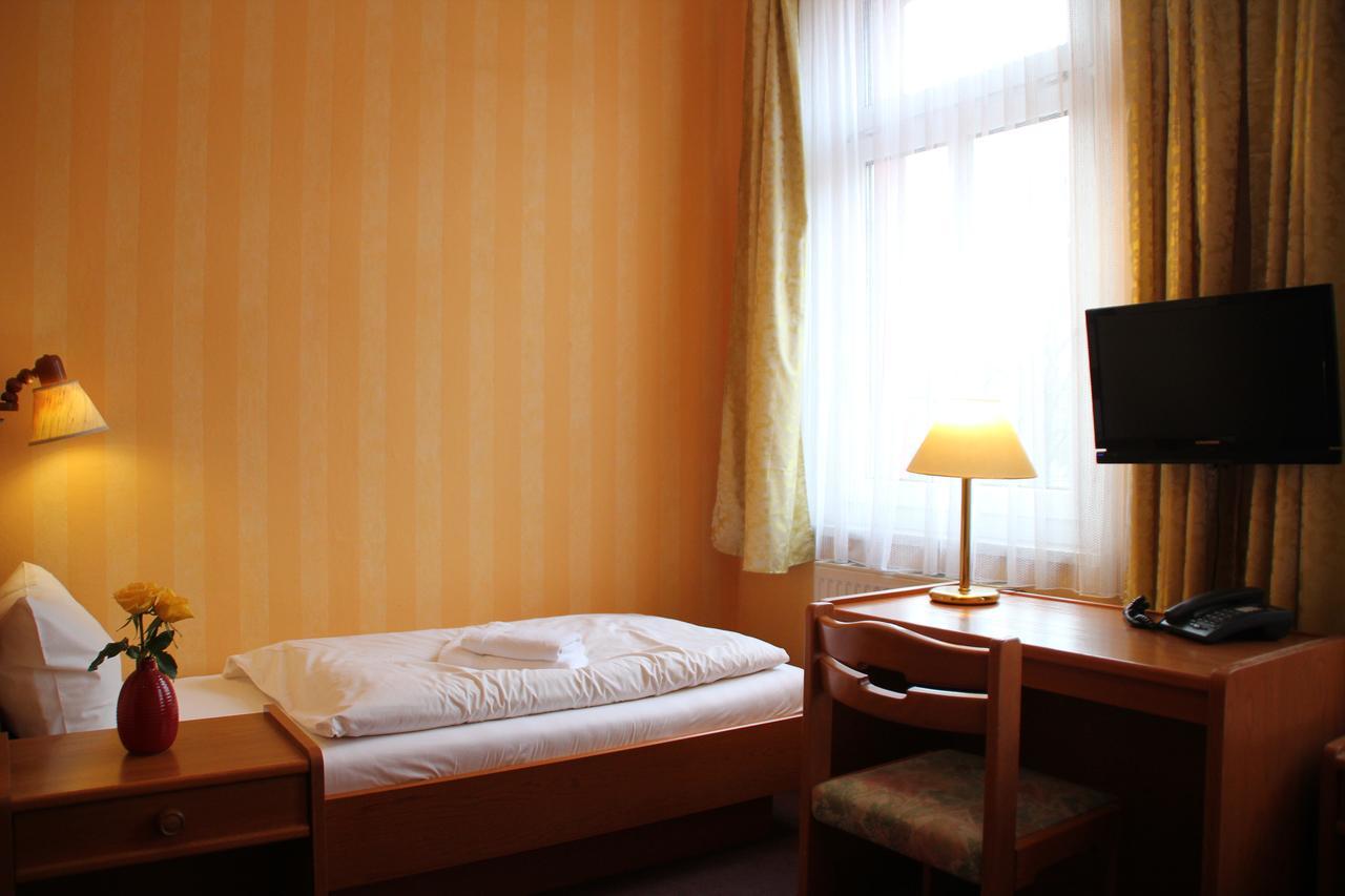 רודולשטאדט Hotel Thueringer Hof מראה חיצוני תמונה